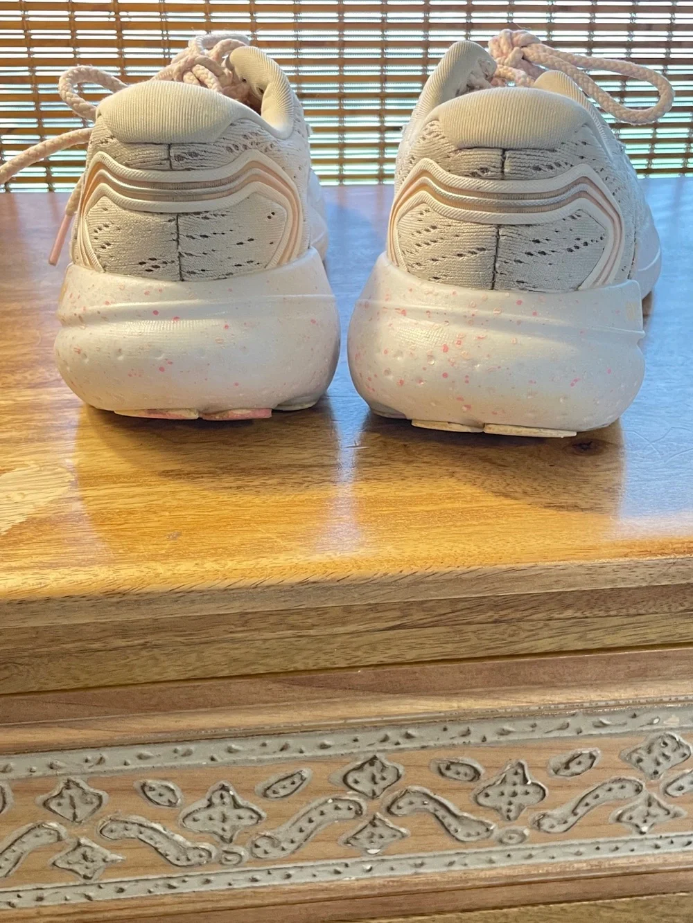 Brooks White Athletic Sneakers with Pink Accents
